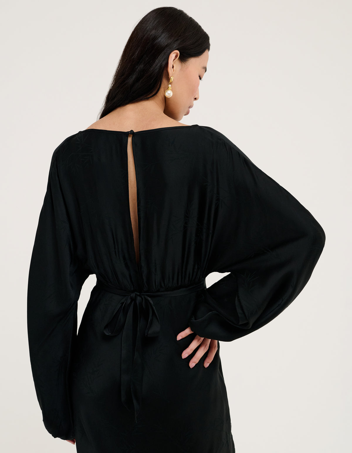 Memoire Midi Dress | Black Bamboo