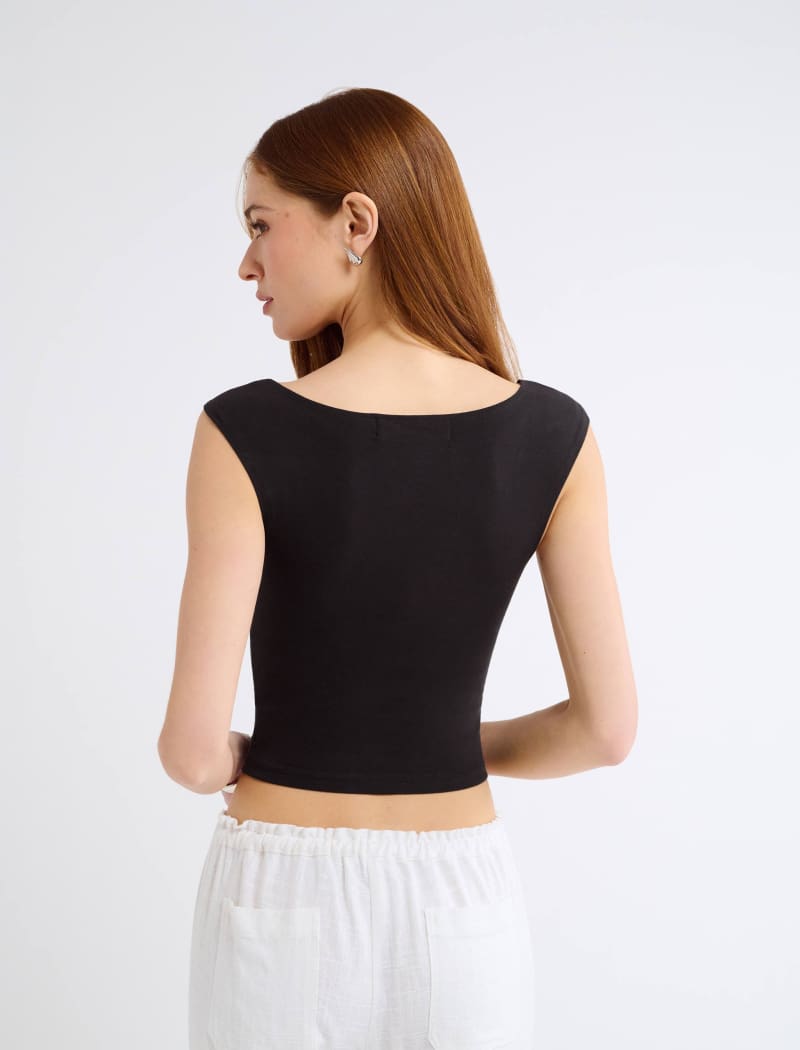 Be Mine Top | Black - T-Shirt