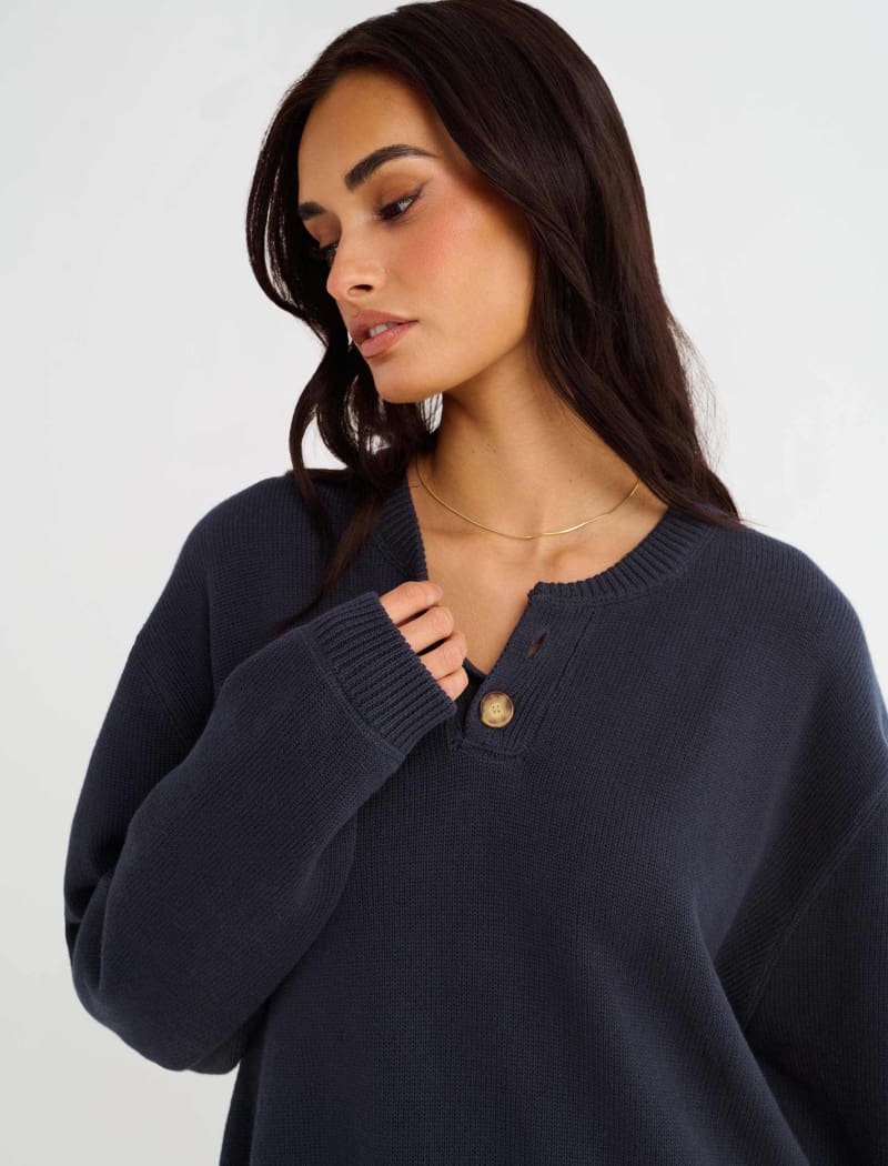 Varsity Henley | Navy - Knitwear