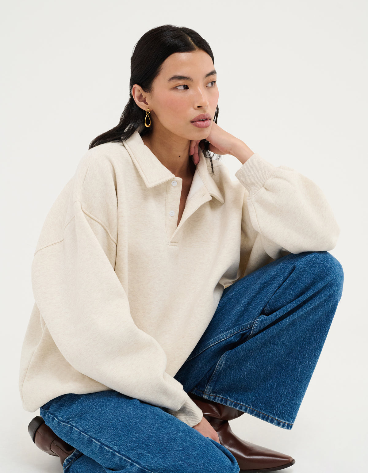 Women's / Unisex Oversized Airport Sweatshirt in Oat