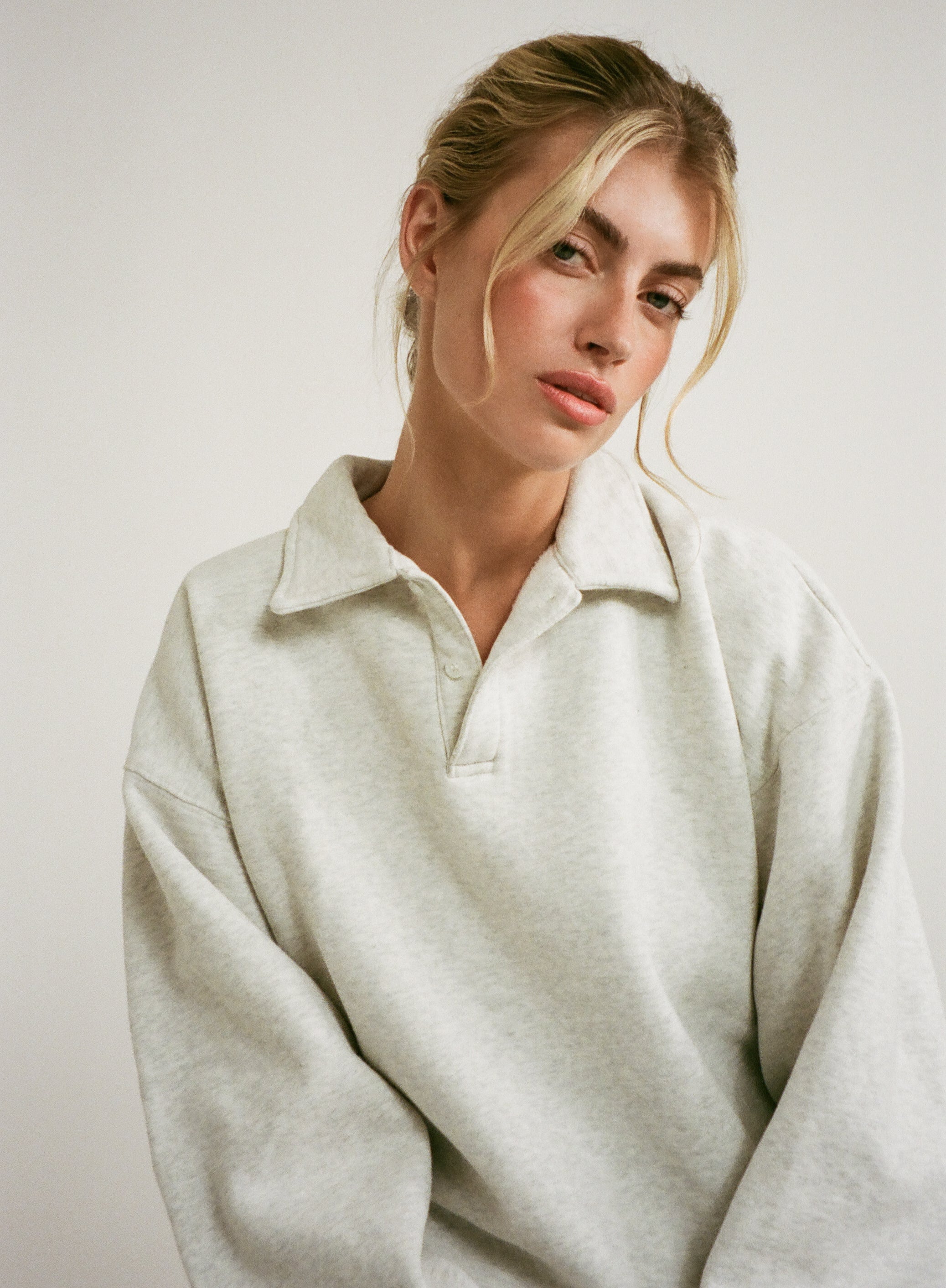 Airport Sweatshirt | Pearl Gray