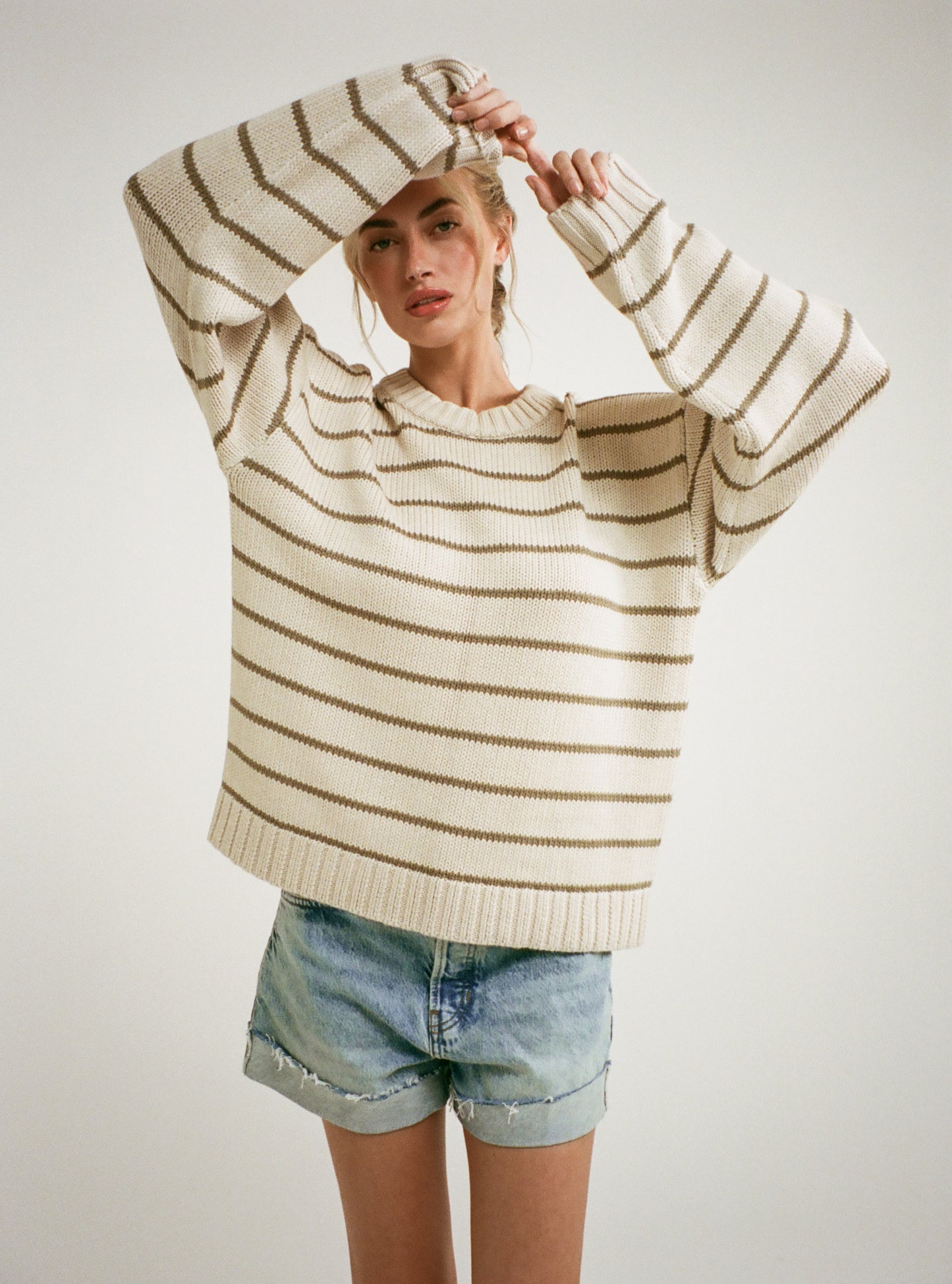 Heavy cotton sweater knit, Yarn dye stripe
,Oversized fit Crewneck, Sweater
