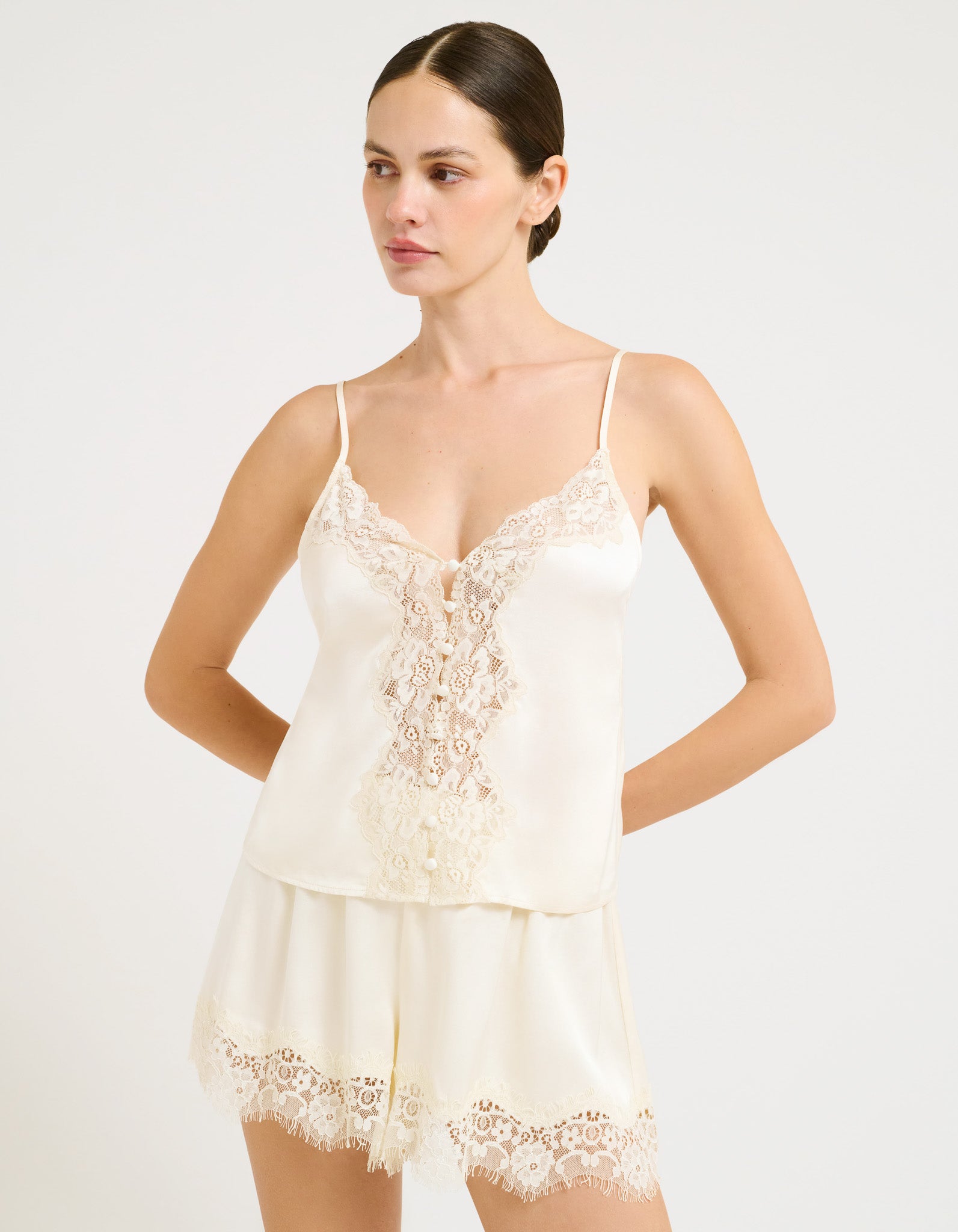 トップス andmary Bella ribbon tank ivory Ivory tank top in lace – Rabanne