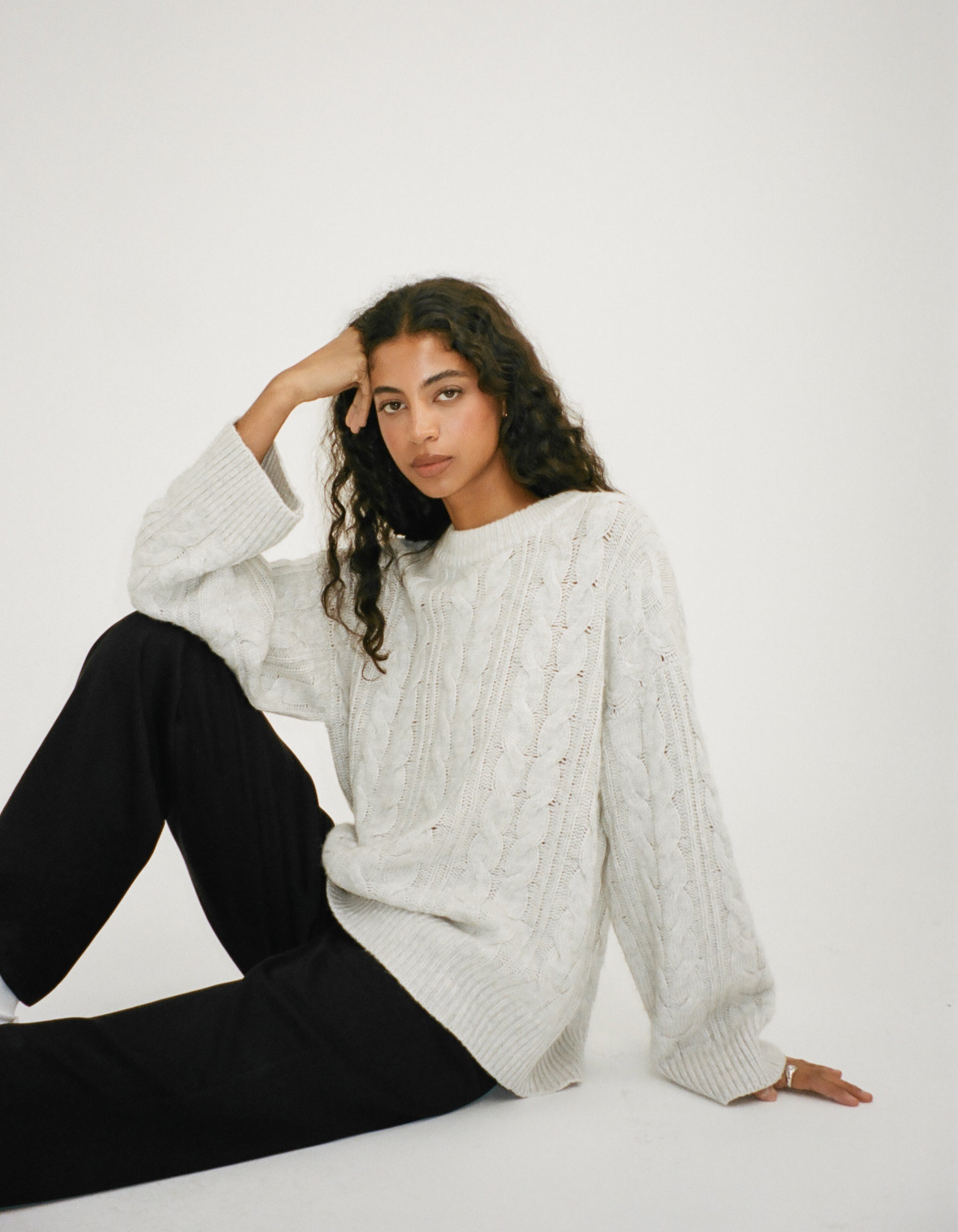 Long Sleeve Crew Neck Pull Over Sweater