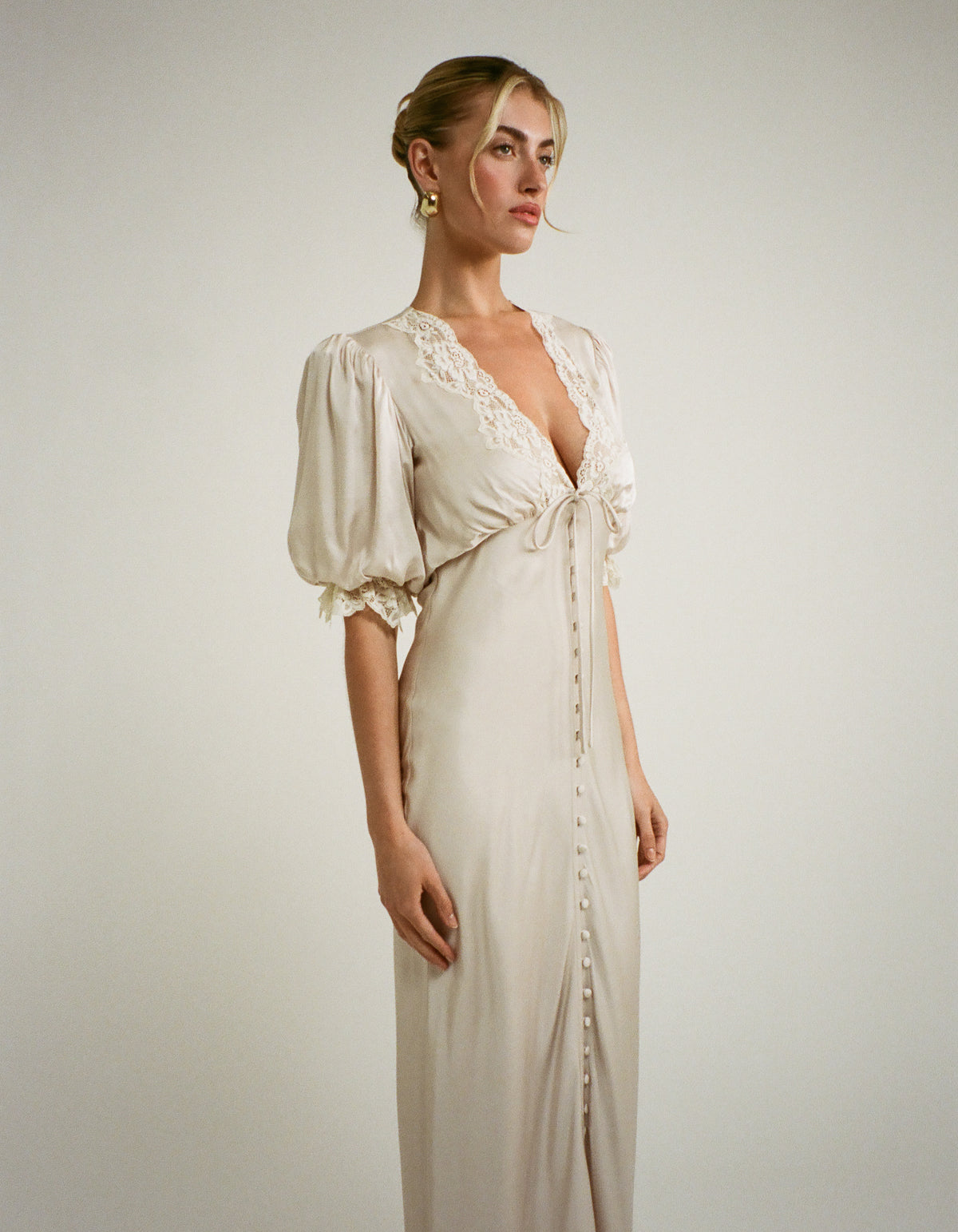 rumored dresses Positano Midi Dress | Black | Size S catching lace collar finished with a beautiful velvet bow. Tall Grass Maxi Dress |