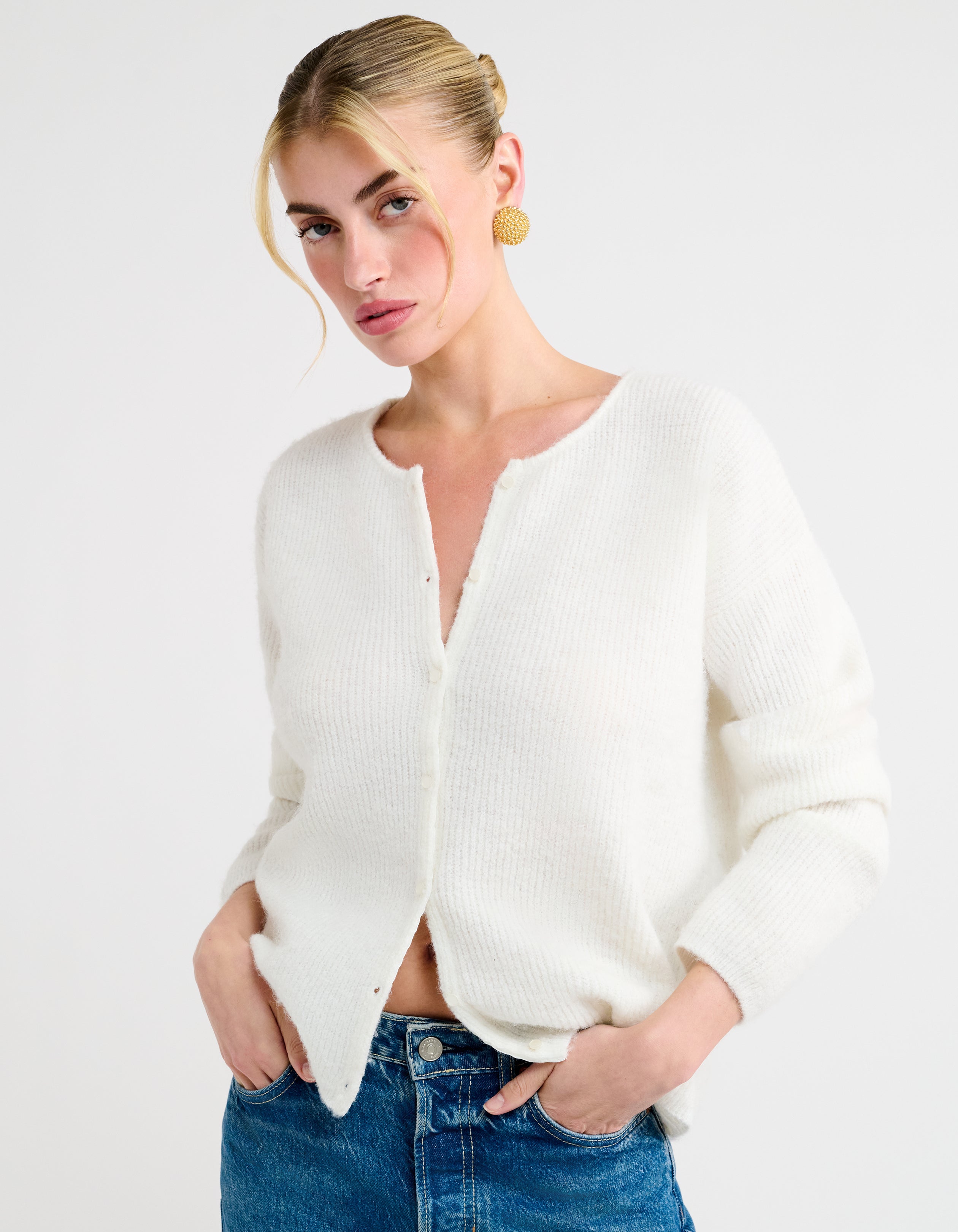 【りん】YONFA snap cardigan (ivory) NORAH CARDIGAN - IVORY – Rails