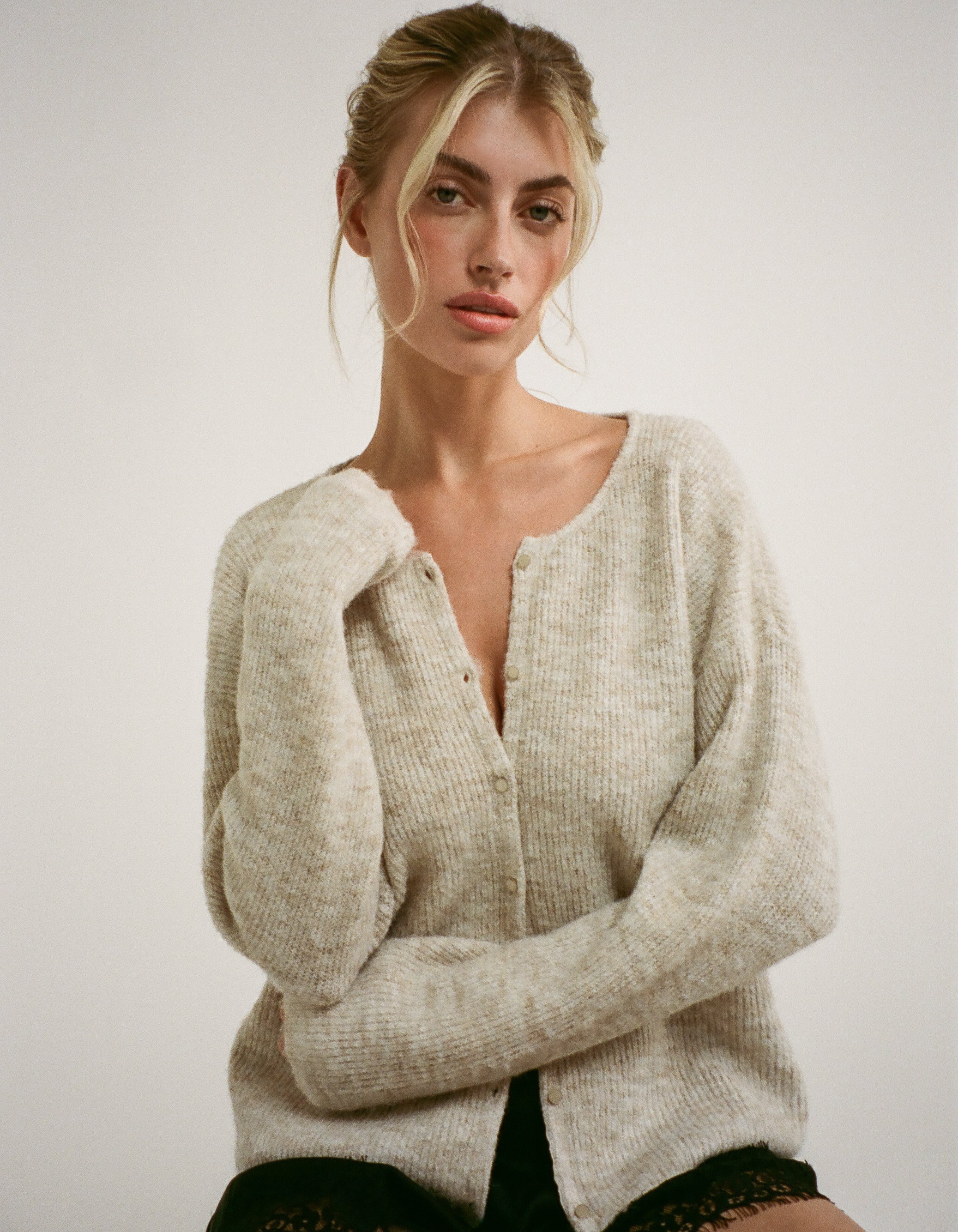 Newport Cardigan | Oatmeal Heather – Rumored