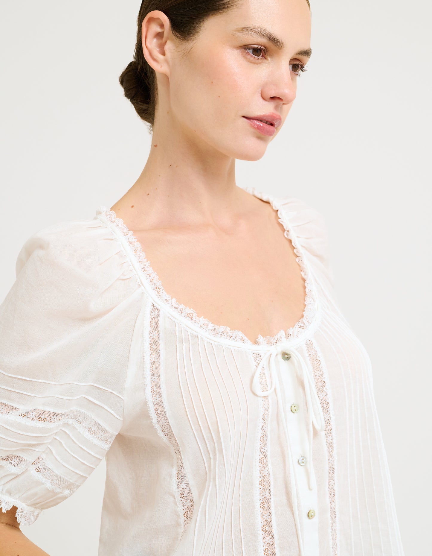 Prairie Top | White
