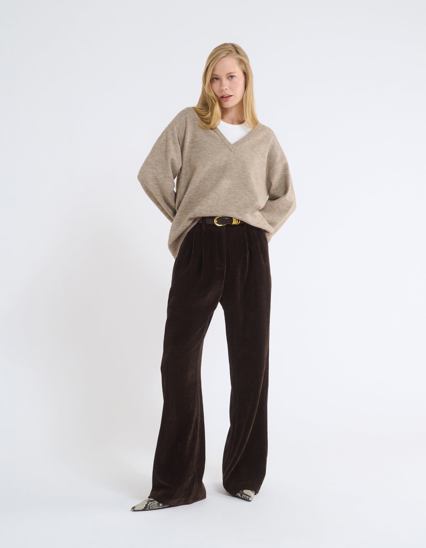 Vail V-Neck Sweater | Mocha Heather
