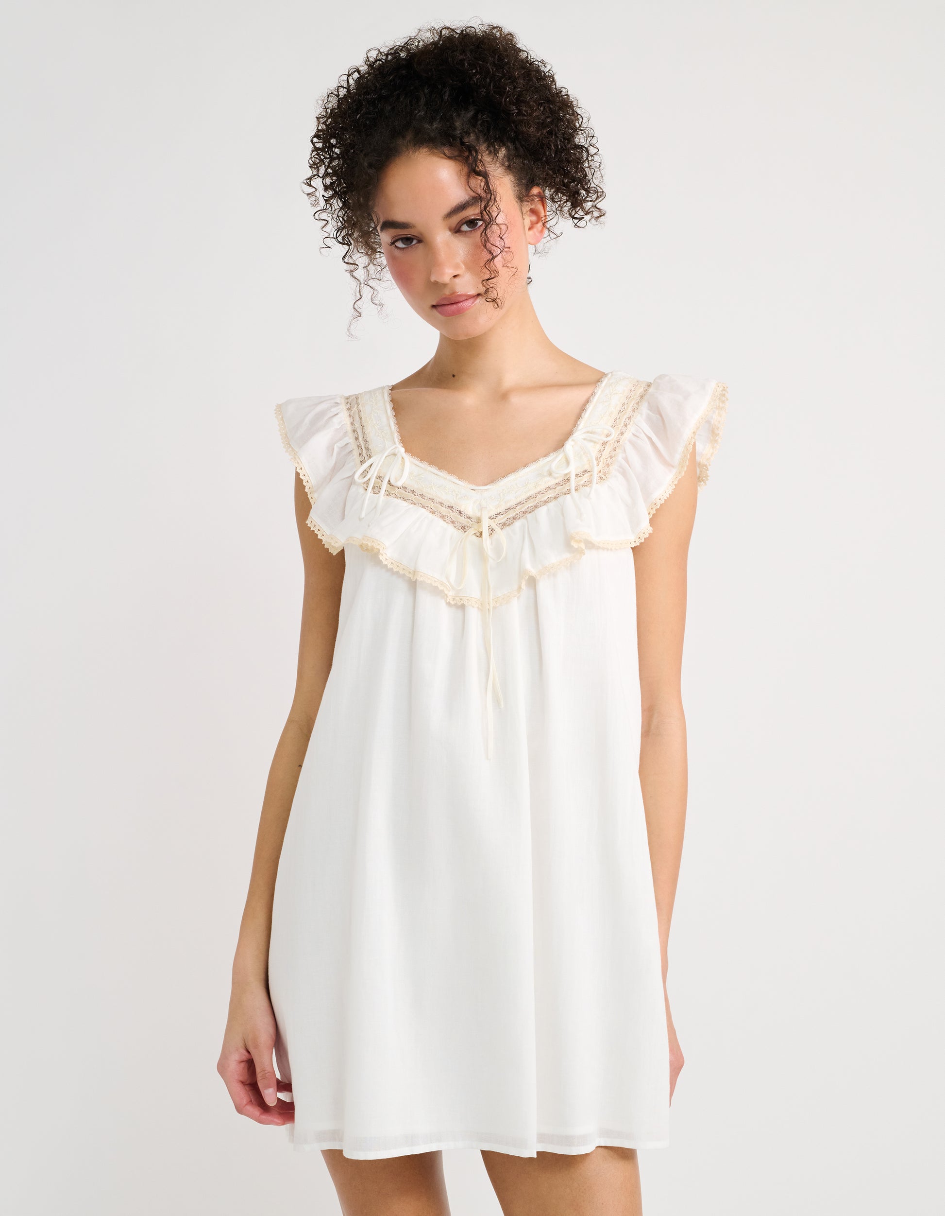 Teacup Cotton Babydoll Mini Dress in White | Shop Rumored Rumored Teacup Cotton Babydoll Mini Dress in White | Shop Rumored Rumored