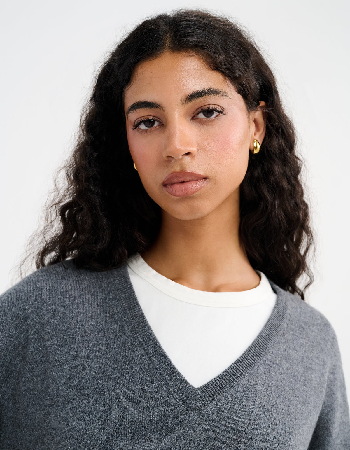 Vail V-Neck Sweater | Charcoal Heather