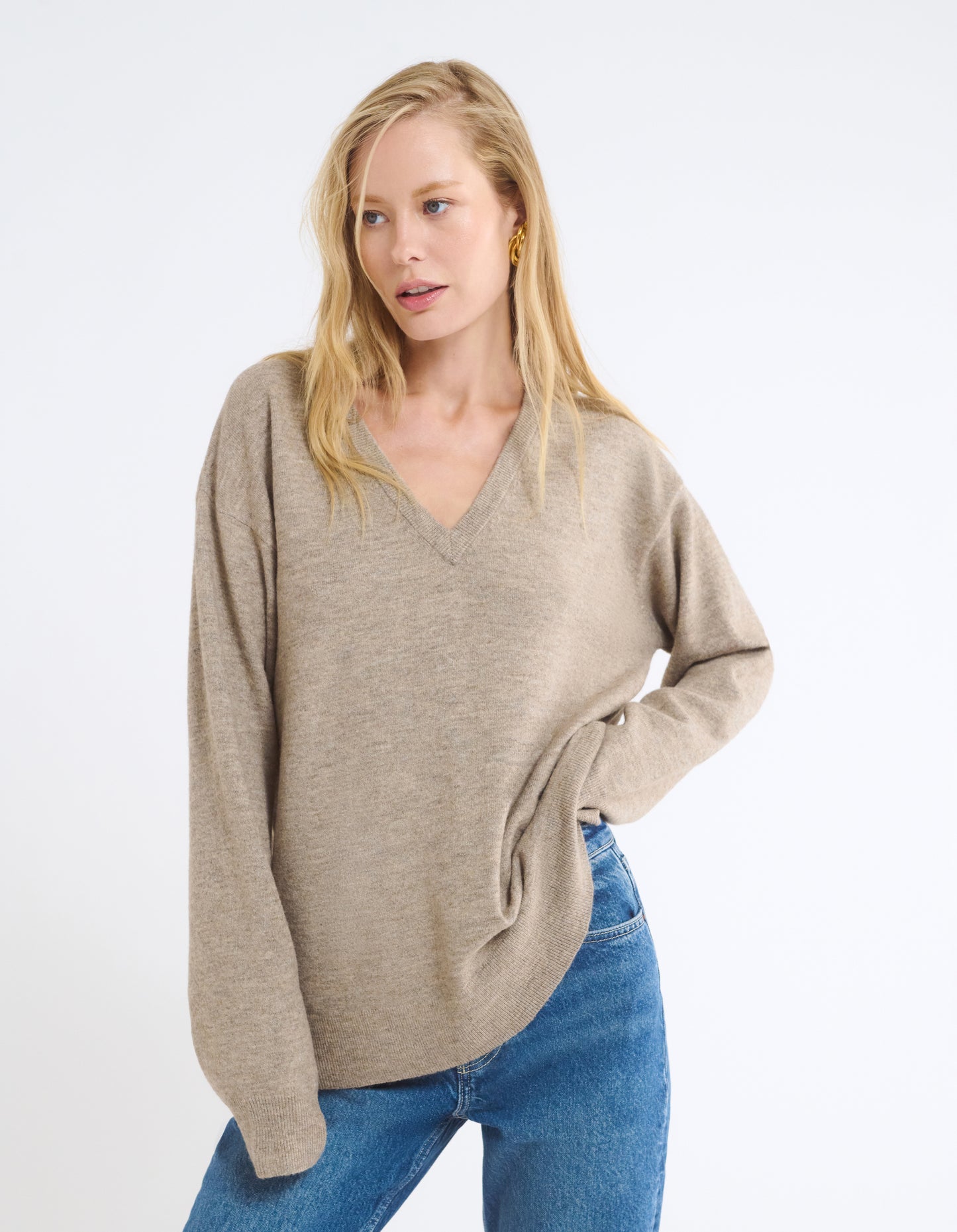 Vail V-Neck Sweater | Mocha Heather