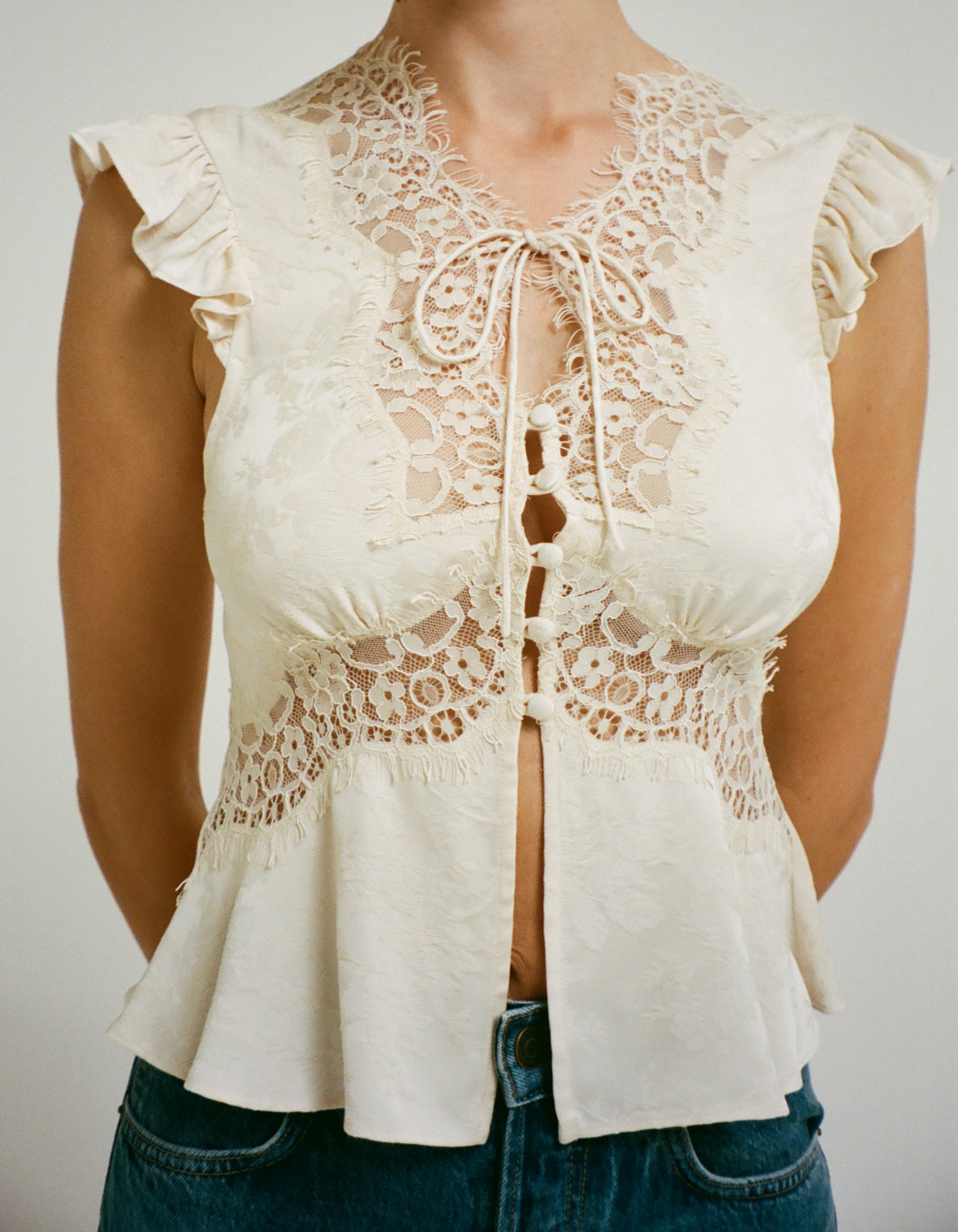 Wisteria Top | Ivory Jacquard – Rumored