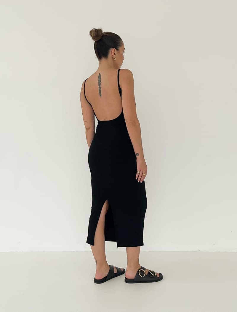 Effortless Dress | Black - Dresses