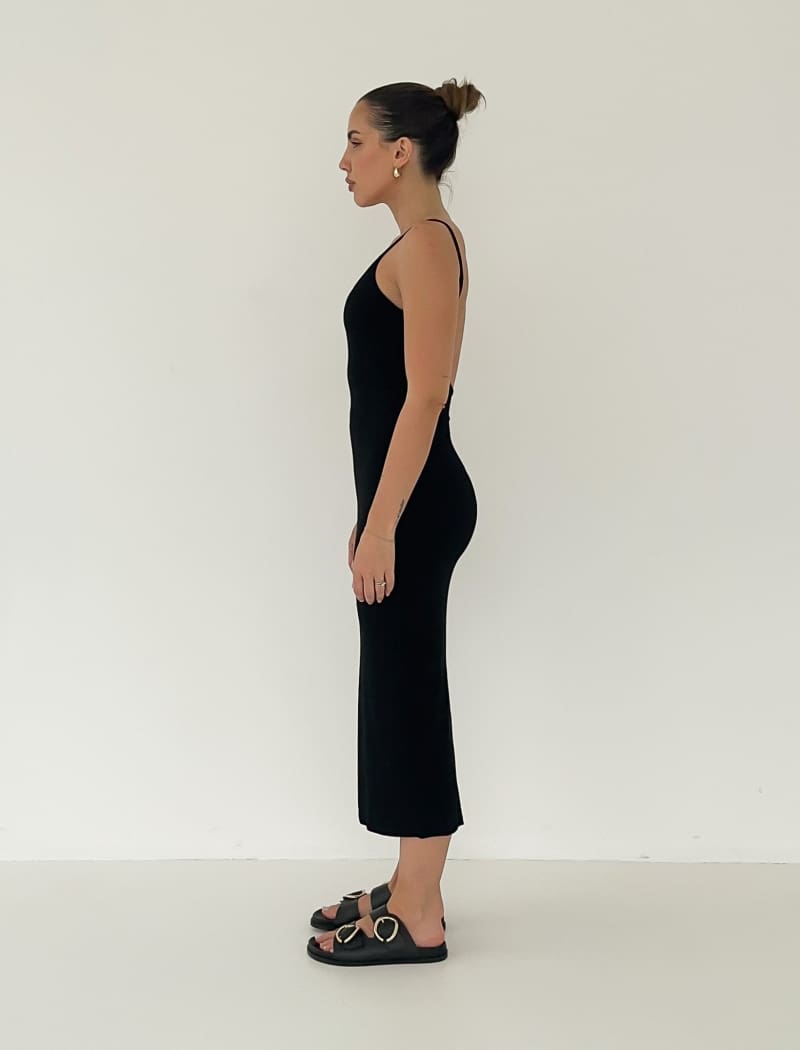 Effortless Dress | Black - Dresses