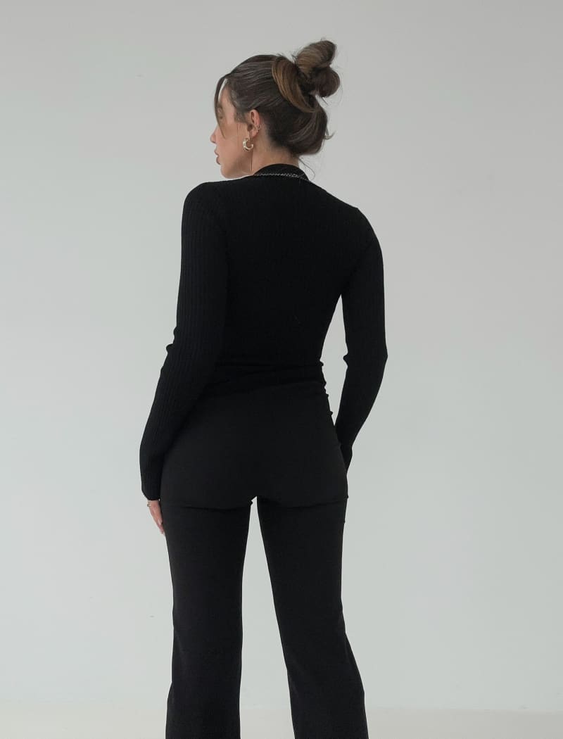 Equestrian Knit Top | Black - Long Sleeve