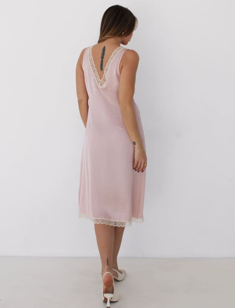 Lucy Midi Dress | Blush Heart - Midi Dress