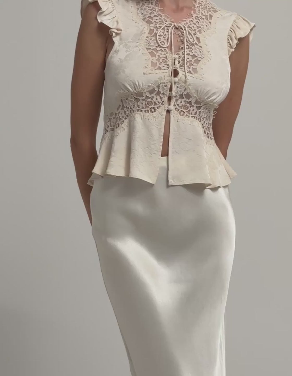 Wisteria-Top-Ivory-Jacquard