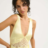 Vanity Midi Dress | Buttercream - Midi Dress